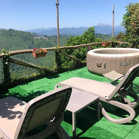 Home Holidays Crasciana, Con Terrazza Vista Sulle Alpi Apuane. Exterior photo
