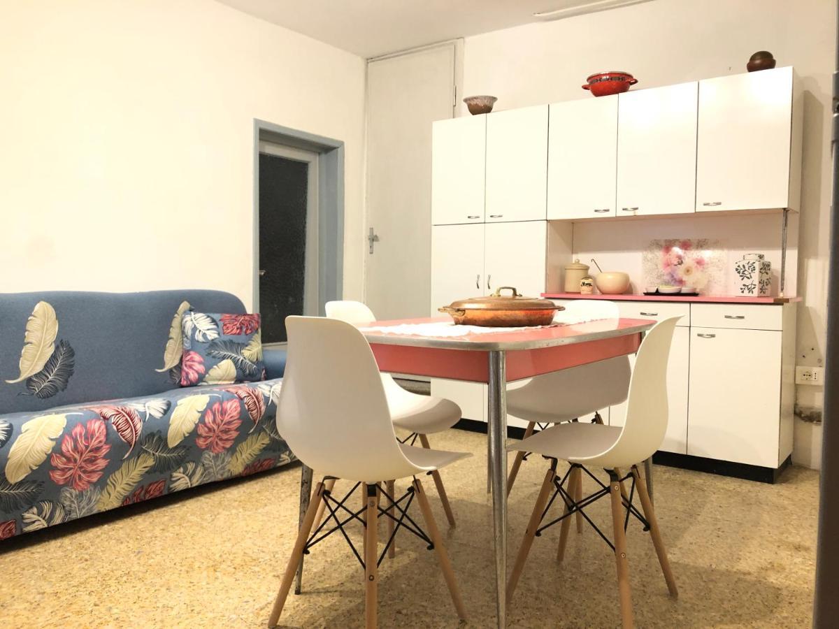 Holiday home Holidays Crasciana, Con Terrazza Vista Sulle Alpi Apuane. *
