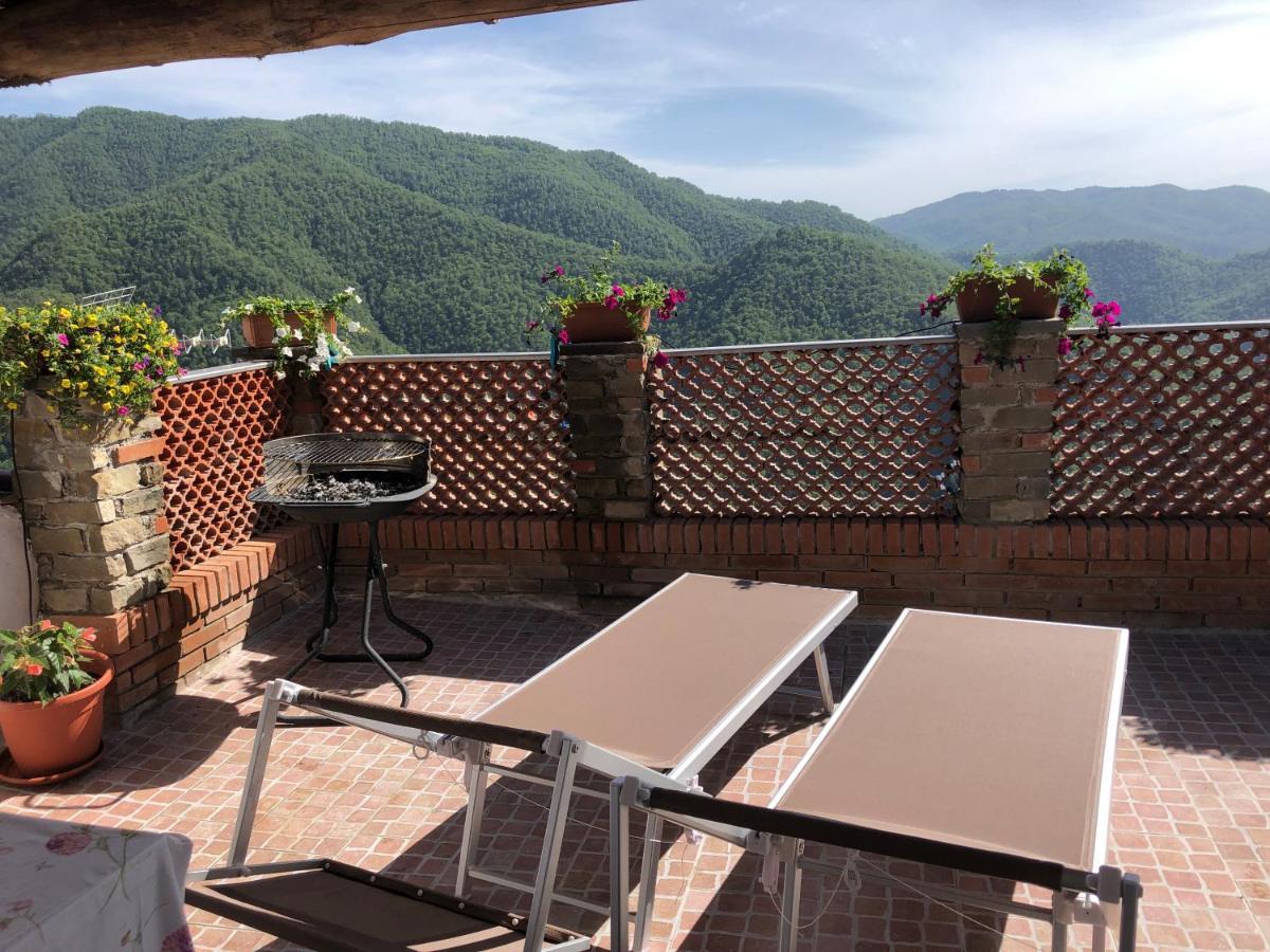 Holiday home Holidays Crasciana, Con Terrazza Vista Sulle Alpi Apuane. *