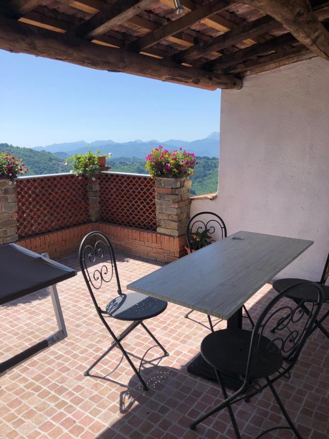 Holidays Crasciana, Con Terrazza Vista Sulle Alpi Apuane. Holiday home Crasciana
