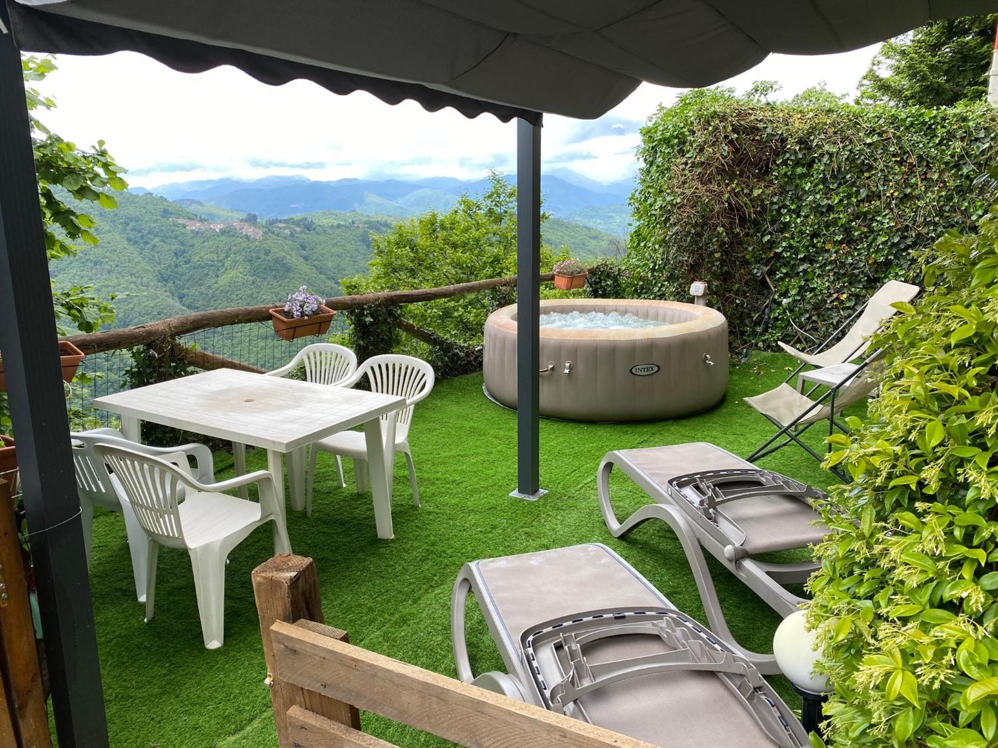 Holiday home Holidays Crasciana, Con Terrazza Vista Sulle Alpi Apuane. Crasciana