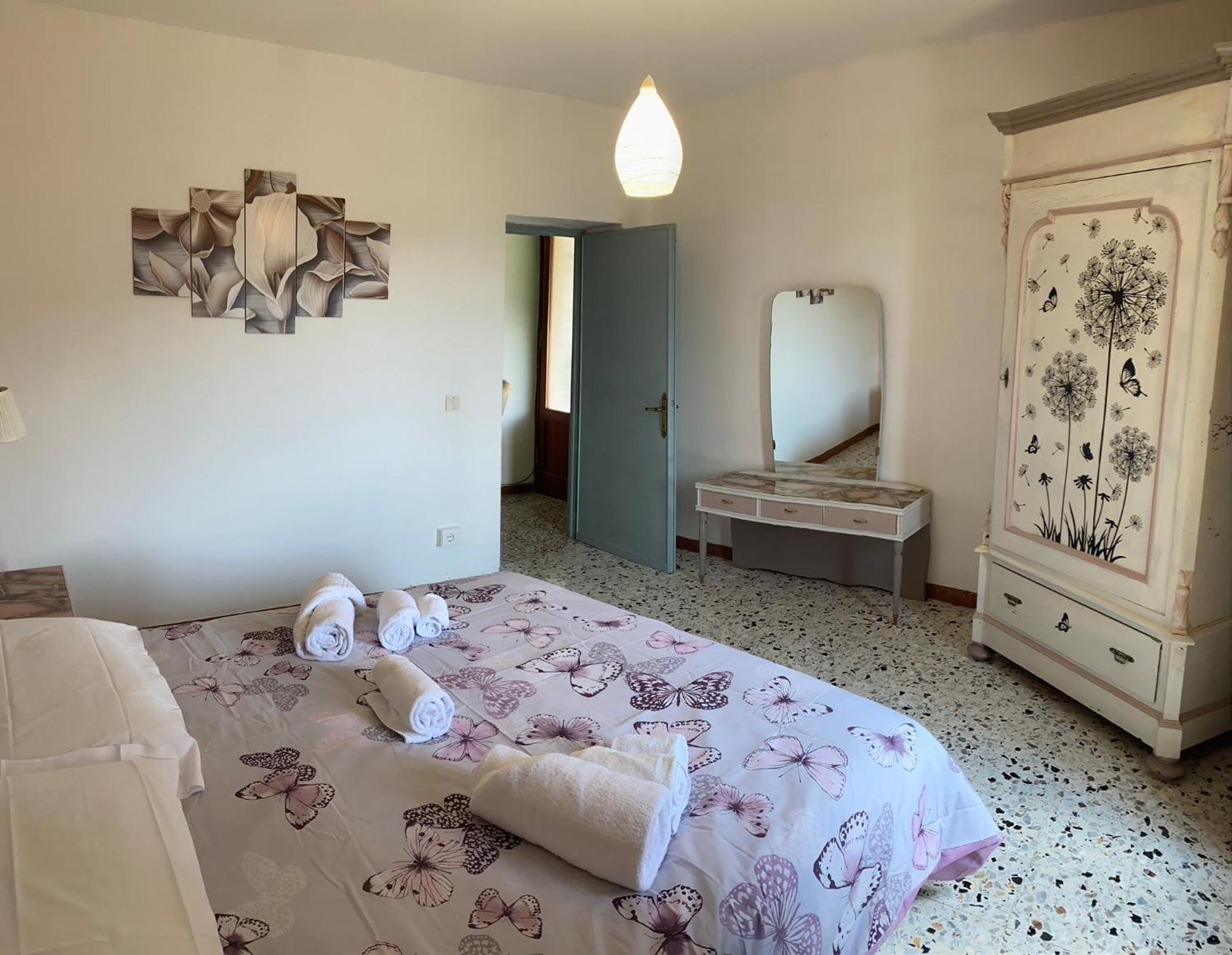 Holidays Crasciana, Con Terrazza Vista Sulle Alpi Apuane. Holiday home Crasciana