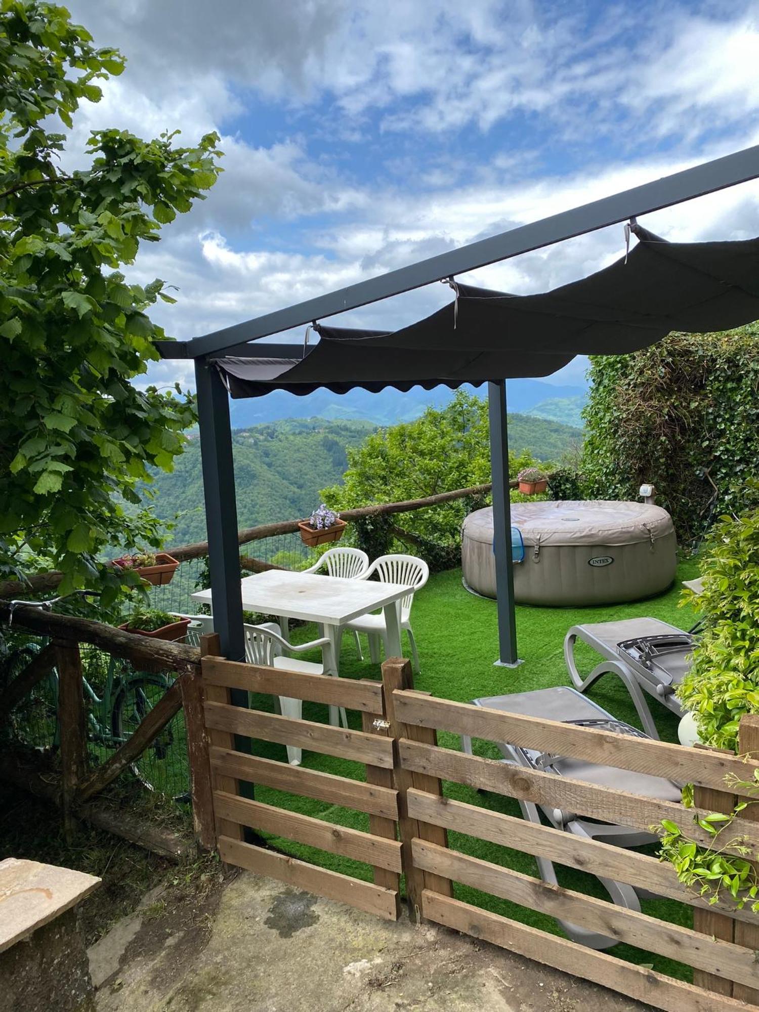 Holidays Crasciana, Con Terrazza Vista Sulle Alpi Apuane. Crasciana